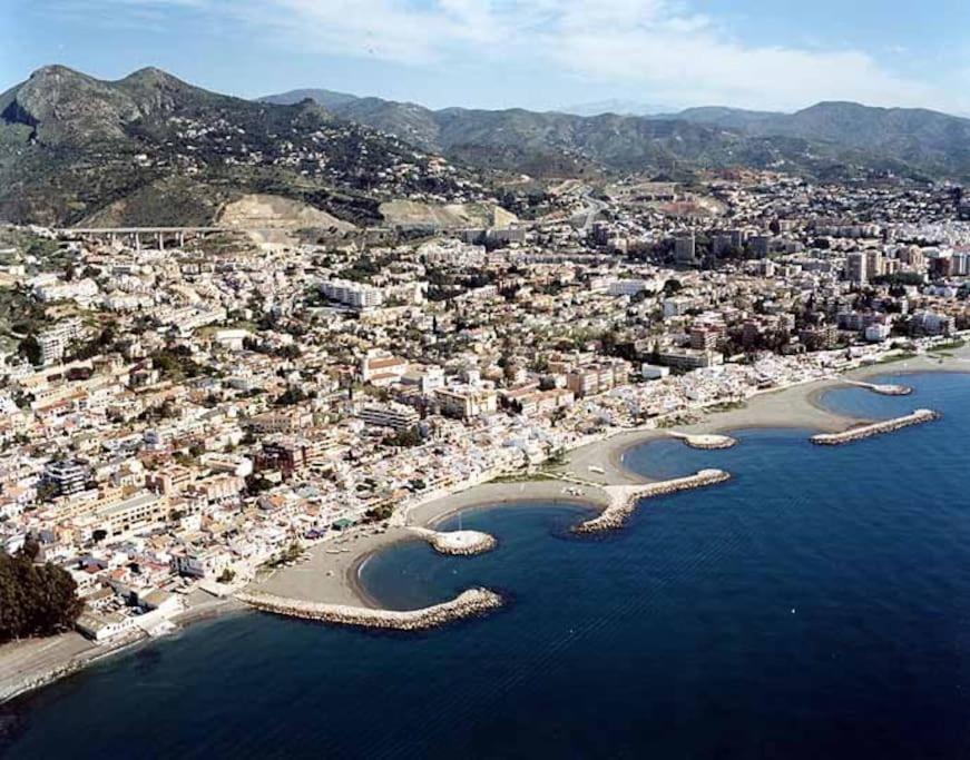 Villa Vivienda Unica A 10 Metros De La Playa Málaga Exterior foto
