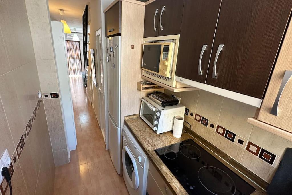 Villa Vivienda Unica A 10 Metros De La Playa Málaga Exterior foto